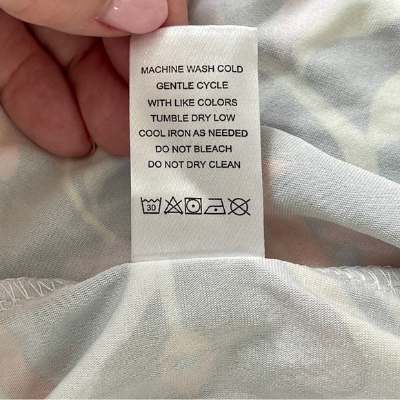 NWT Ladies Spring Print Jersey Long Sleeve Floral Print  Top Size XL - Picture 9 of 9